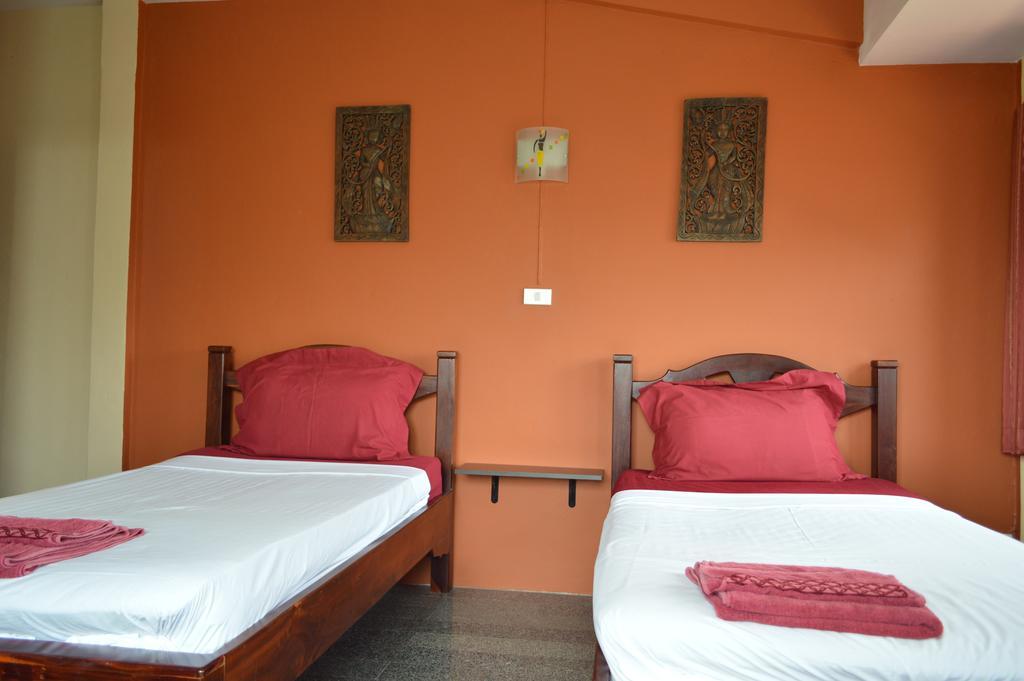 La Paillote Guest House Rayong Habitación foto
